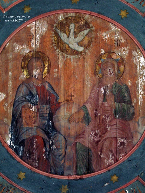 Die Heilige Dreifaltigkeit im zentralen Ring der „Himmel“ der Johann-Slatoust-Kirche © Oksana Fedotova