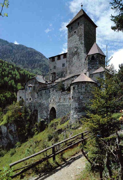 burg taufers