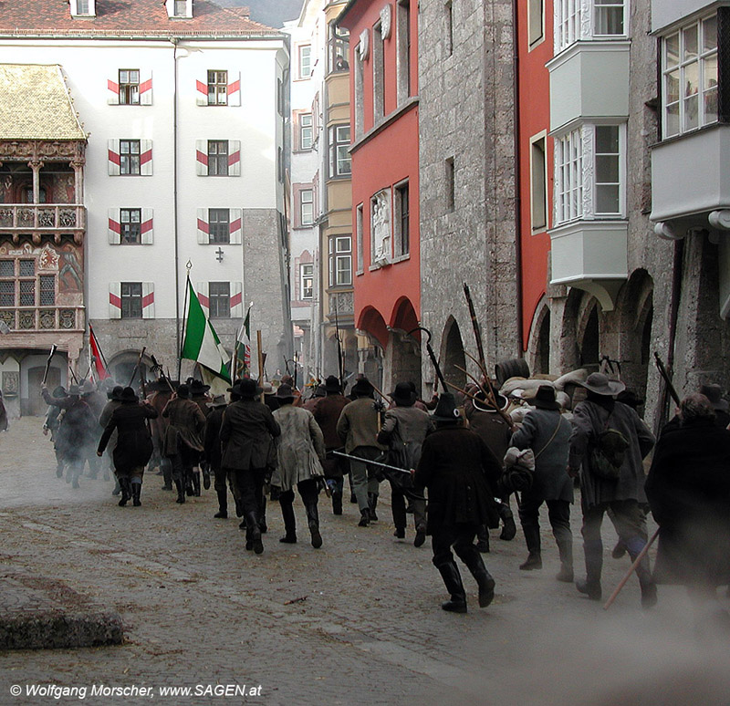 Die Bauern 1809 am Innsbrucker Stadtplatz (heute: Altstadt) &copy; Wolfgang Morscher