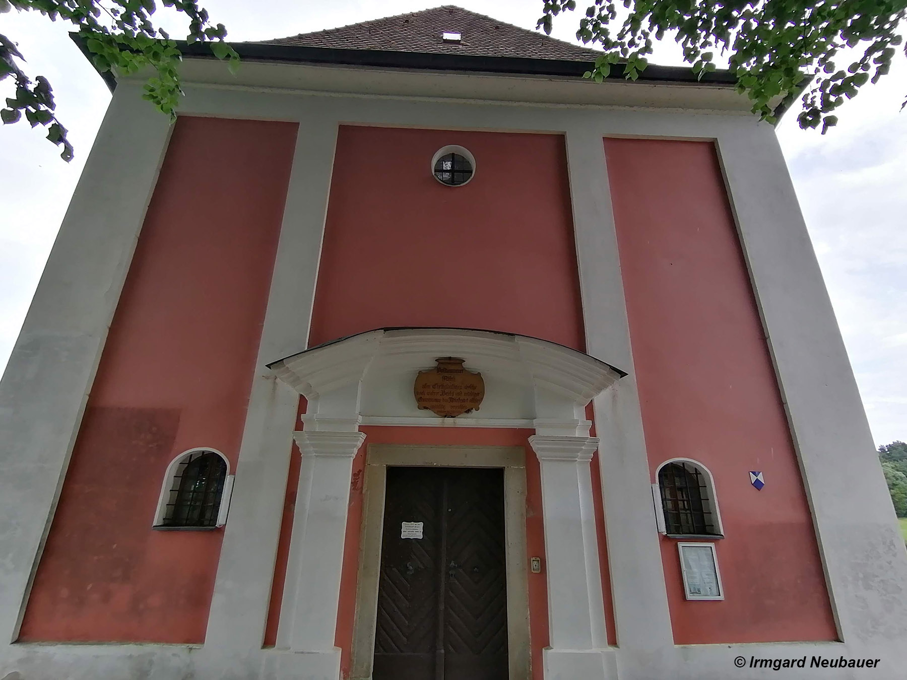 Kirchenportal - Moosbach, Grub, Wieskirche "Zum gegei&szlig;elten Heiland"