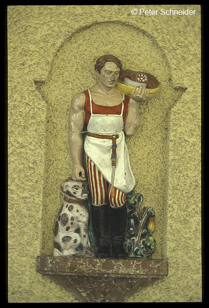 Gmunden, Traungasse, Zunftzeichen, Fleischhauer © Peter Schneider