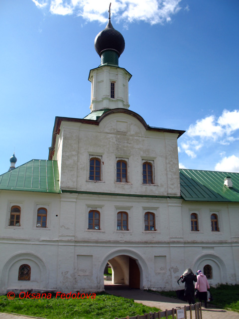 Das Kloster Antonij Sijskij © Oksana Fedotova