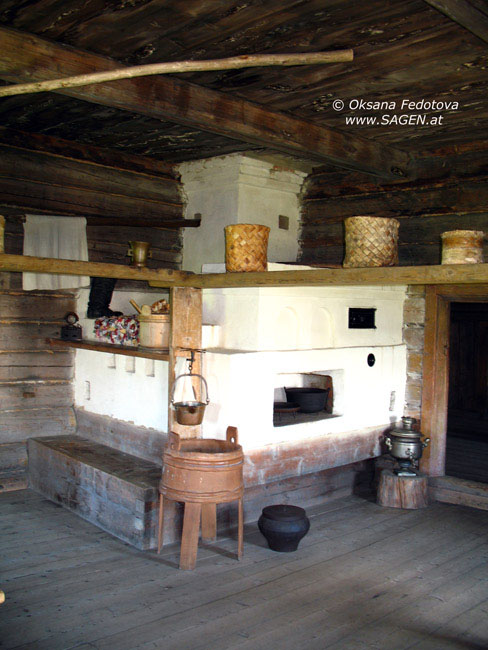 Russischer Ofen im Jakowlew-Haus, Kishi © Oksana Fedotova