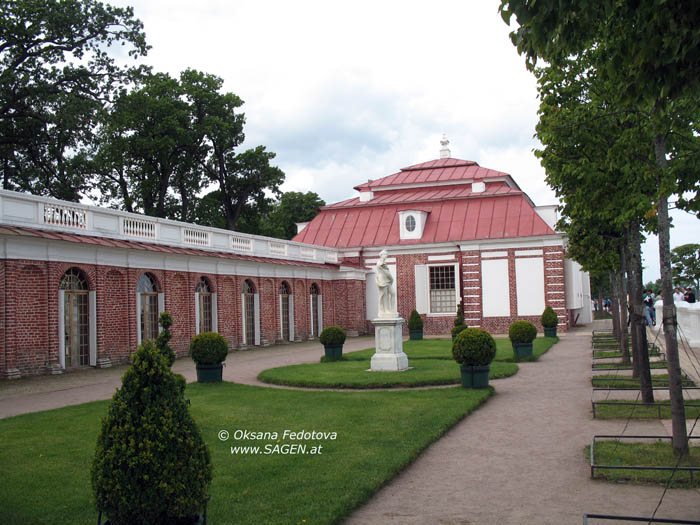 Monplaisir, Peterhof © Oksana Fedotova