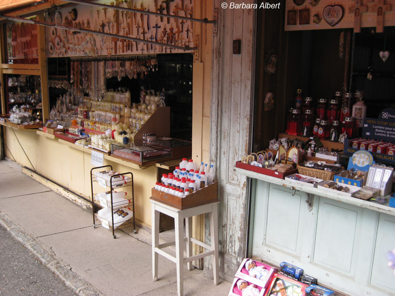 Wallfahrtsandenken, Souvenirs, Votivgaben, Mariazell © Barbara Albert