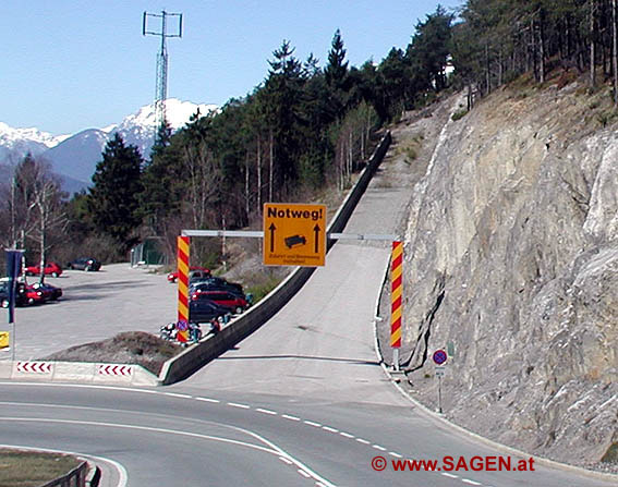 Picknick am Notweg ? &copy; Wolfgang Morscher