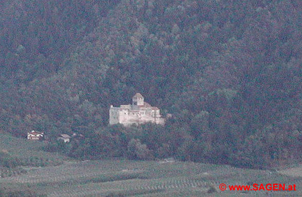 Schloss Dornsberg, Vinschgau, Südtirol, © Wolfgang Morscher