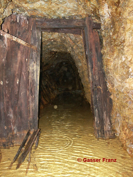 Wettertür im Bergwerk Villanders © Gasser Franz