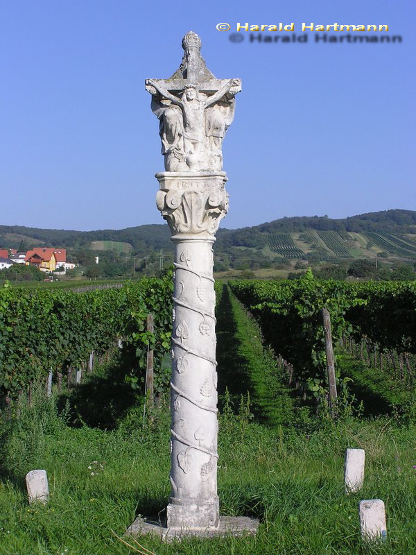 Koppi-Kreuz bei Purbach, Burgenland © Harald Hartmann