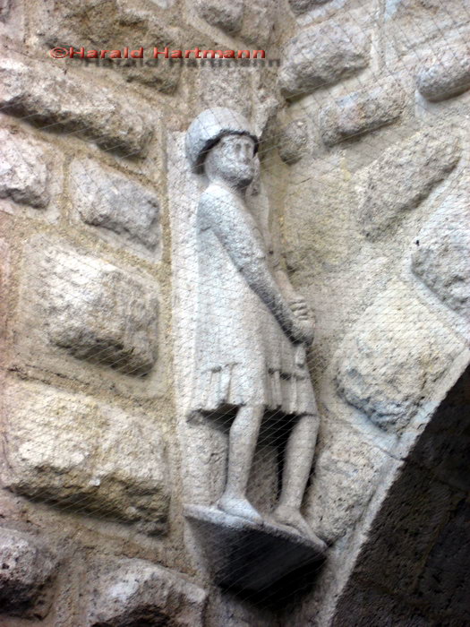 Figur am Wienertor, Hainburg; Harald Hartmann