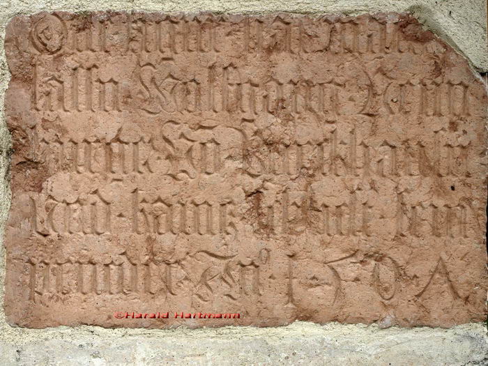Inschriftenplatte auf demBildstock in Simonsfeld © Harald Hartmann