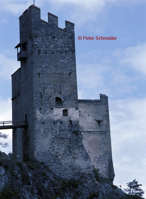 Burgruine Schrofenstein© Peter Schneider