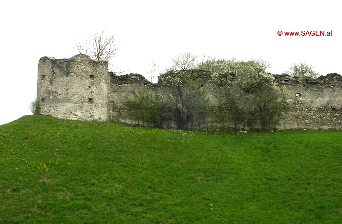 Burgruine Neurettenberg © Berit Mrugalska