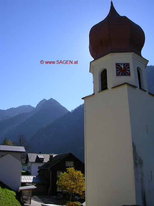 Marul mit Kirchturm © Berit Mrugalska